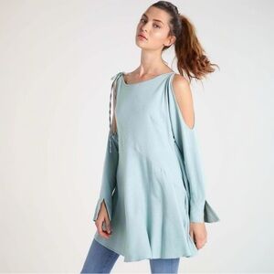 Free People Clear Skies Cold Shoulder Tunic Top • Mint Green • Size Medium